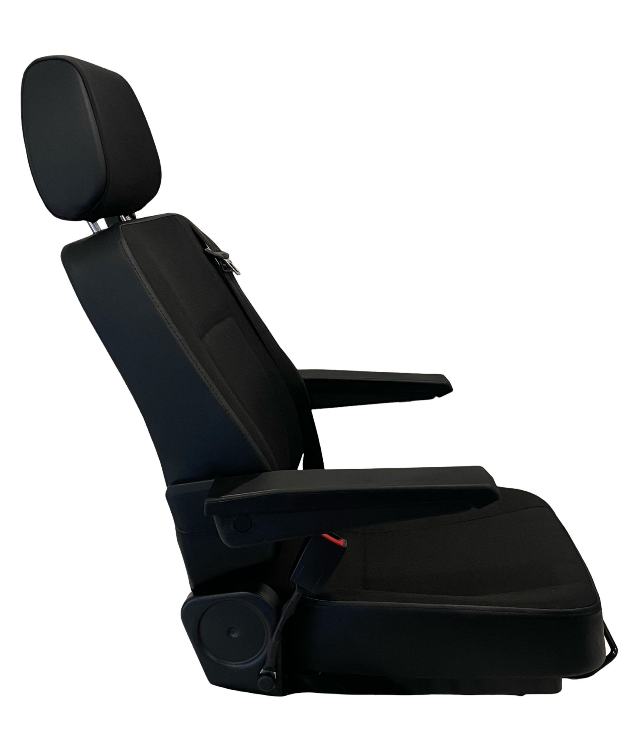 Side view of SG1U-150 M1/N1 tested seat with durable black fabric trim, headrest, and sturdy frame for on-road NZ use